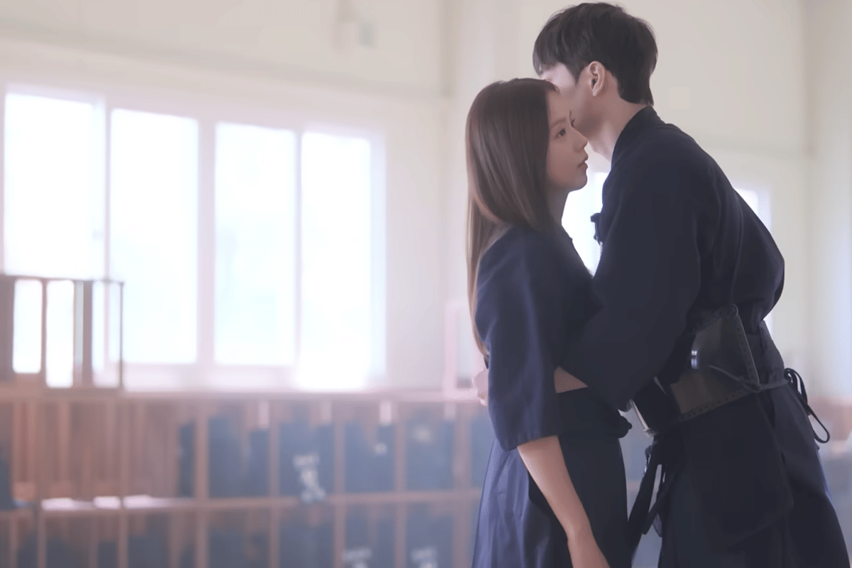 Still cut drama Boyfriend on Demand. 