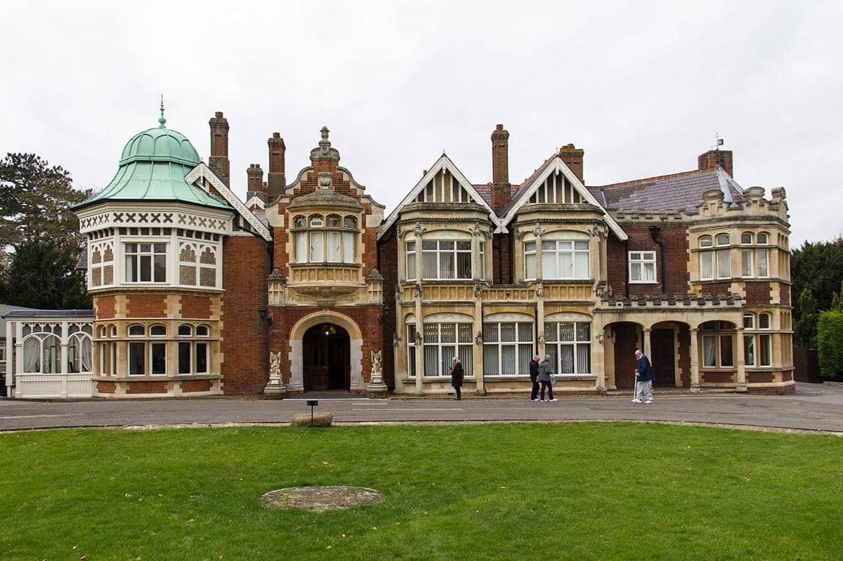 5 Fakta Bletchley Park, Markas Rahasia Pemecah Kode Perang Dunia II