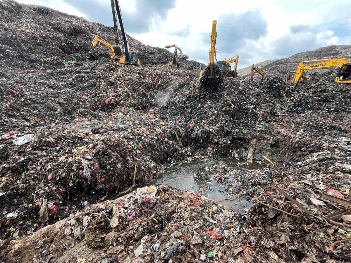 Pencarian Korban Longsor TPST Bantargebang Diteruskan, BNPB Minta Waspada