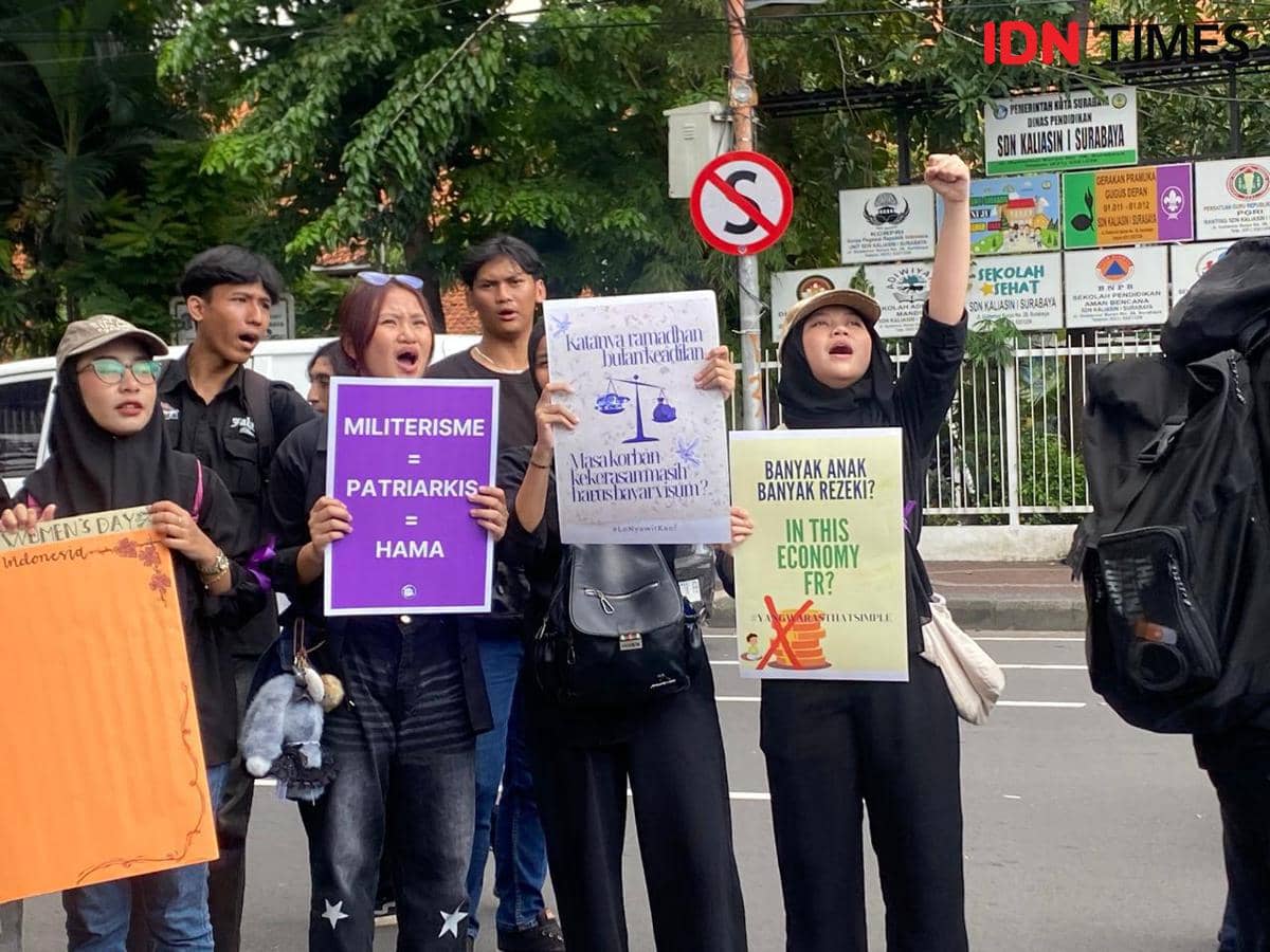 Ini 23 Tuntutan IWD di Surabaya, Soal MBG-Kebebasan Berpendapat
