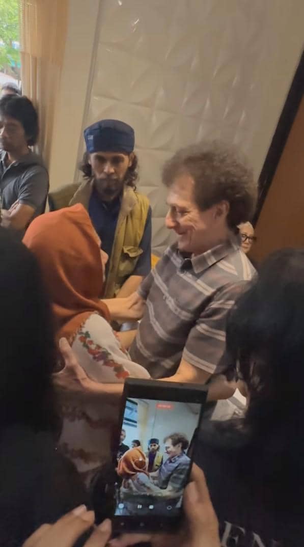 pemakaman Donny Fattah