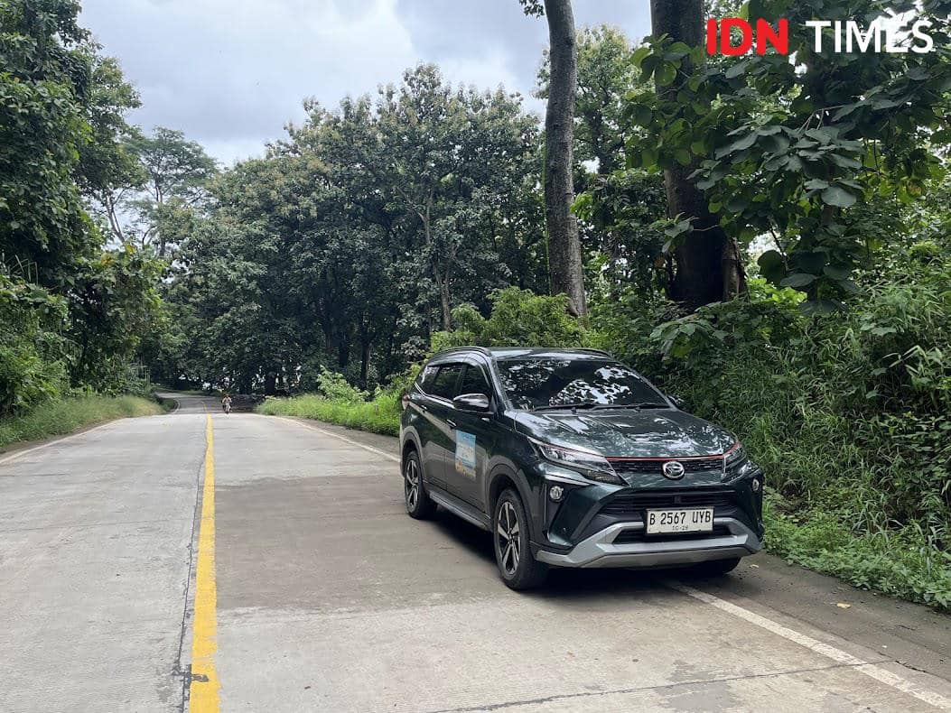 Menyusuri Jalur Spiritual Pantura: Dari Makam para Wali hingga Borobudur