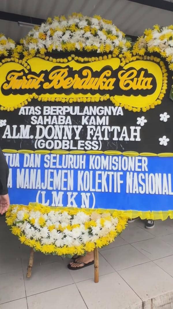 pemakaman Donny Fattah