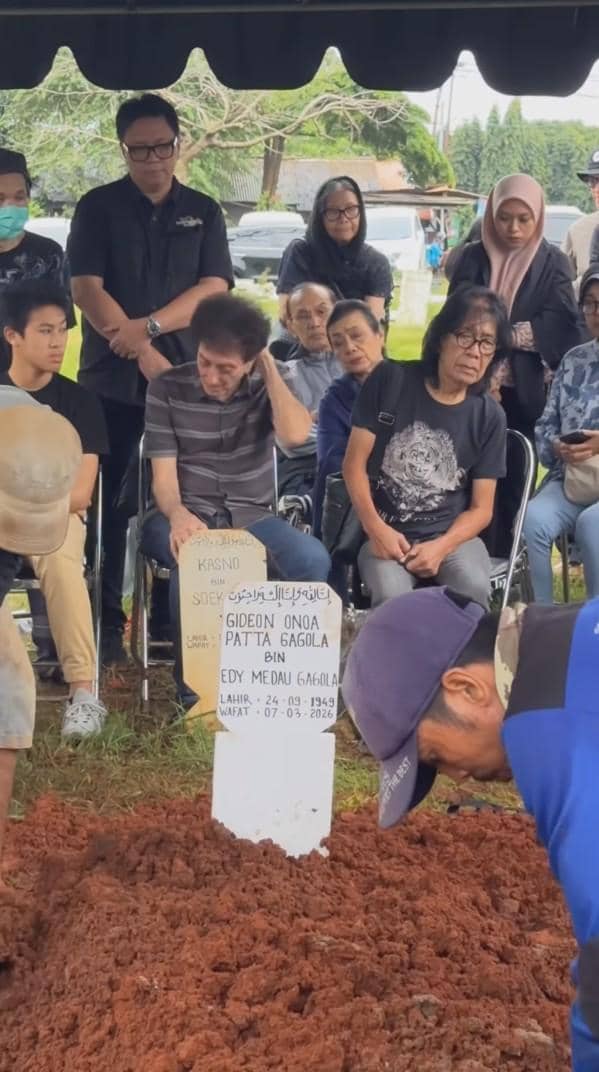 pemakaman Donny Fattah