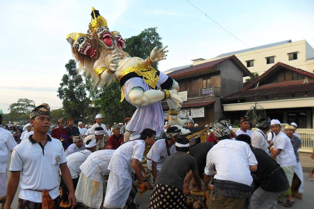 Potret parade ogoh-ogoh