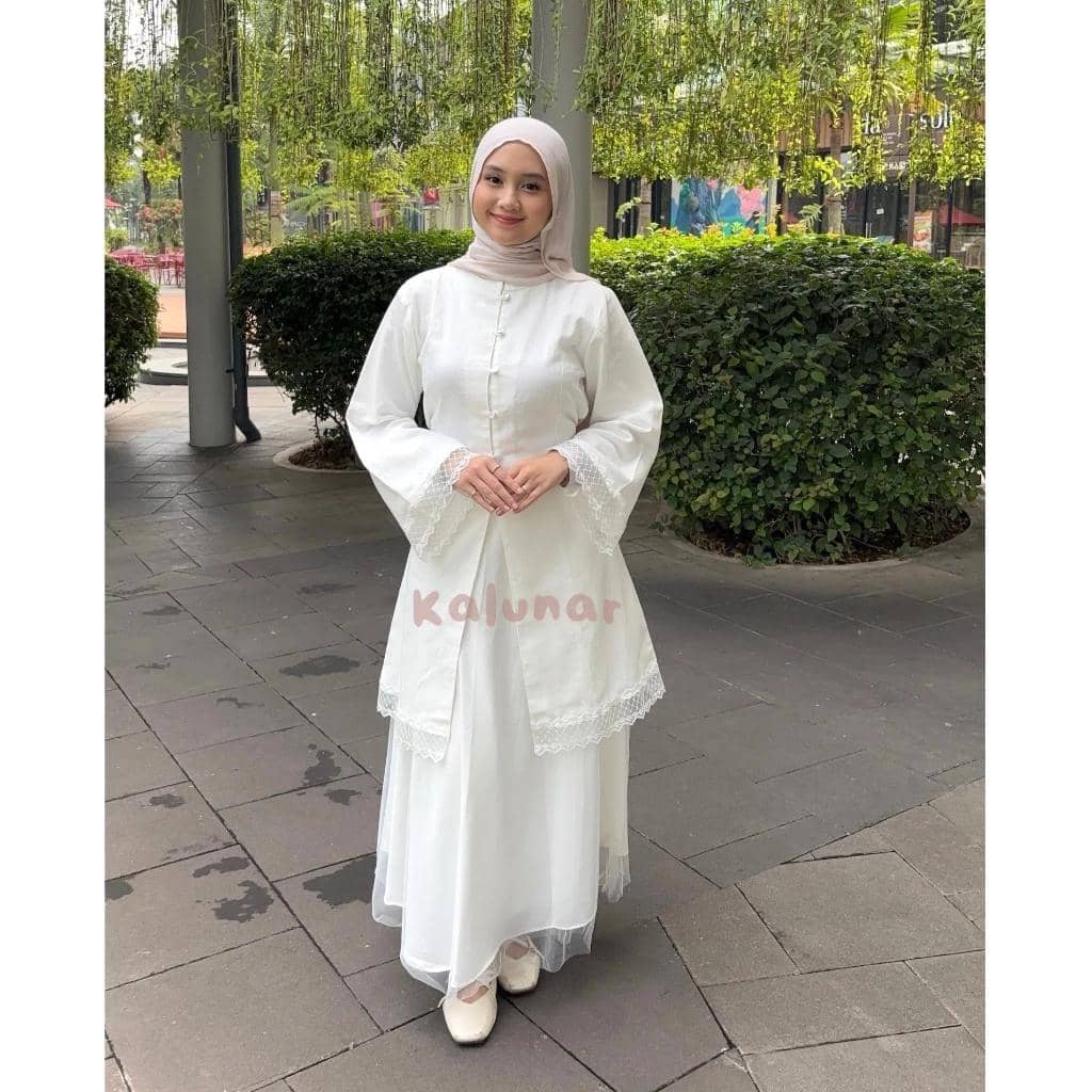 Inspirasi tunik lebaran untuk acara keluarga