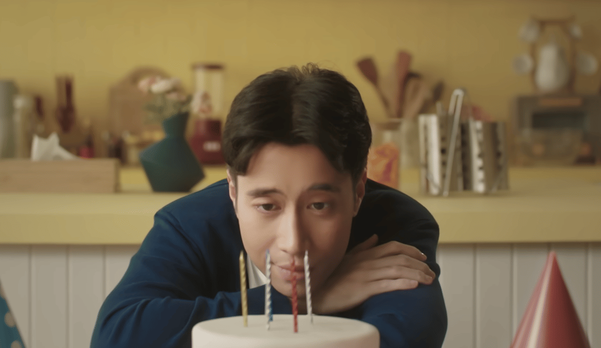 cuplikan video klip Pelukmu Sementara, Hatiku Selamanya - Vidi Aldiano