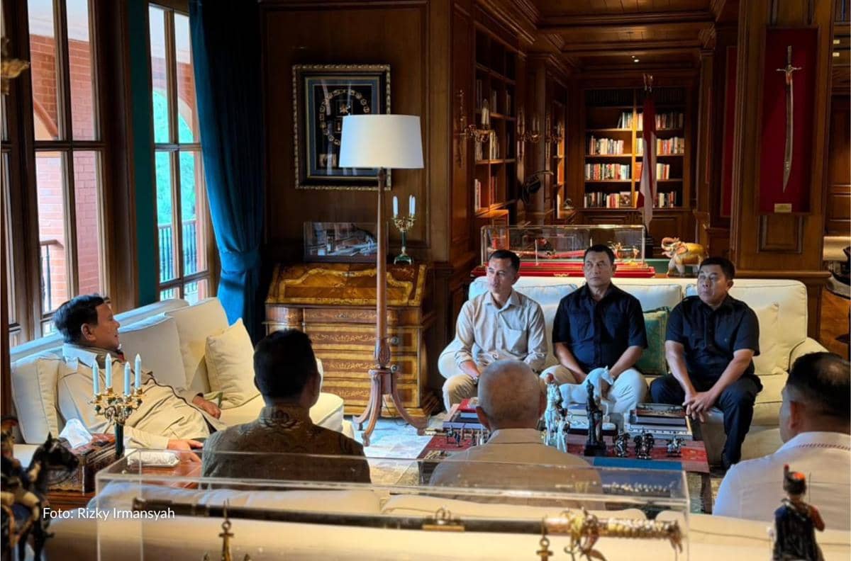 Presiden Prabowo Undang Eks Ajudan dan Pengawalnya di TNI ke Hambalang (dok. Rizki Imansyah)