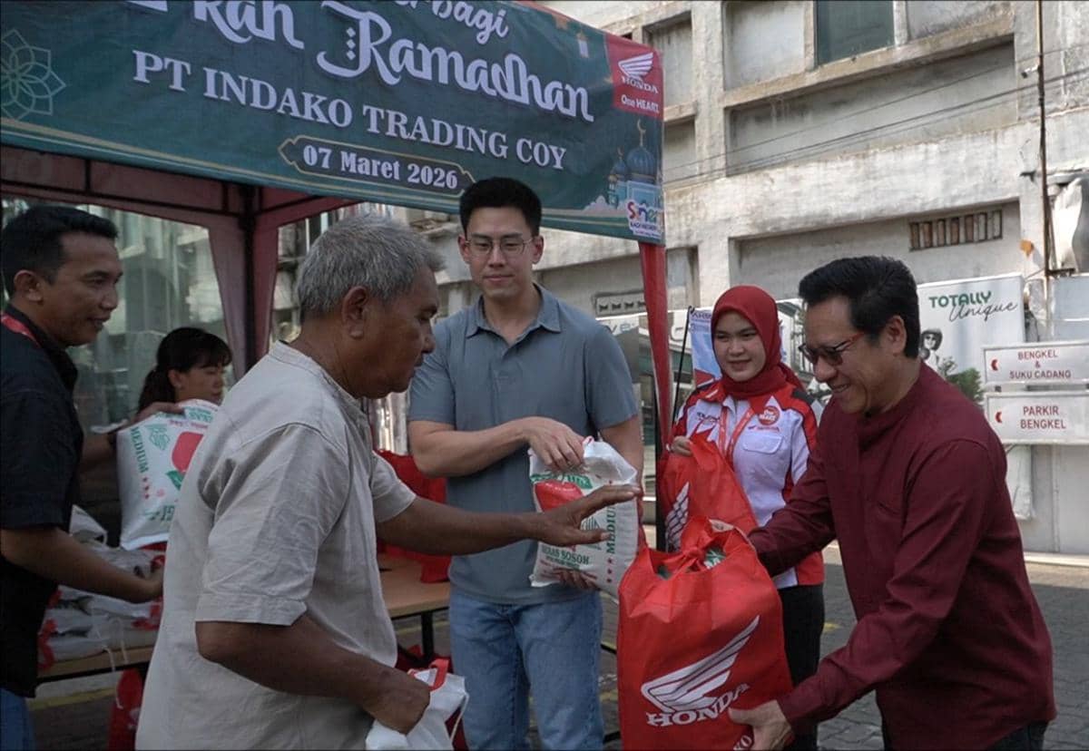 Honda Berbagi Berkah Ramadan, Salurkan Paket Sembako untuk Warga Medan