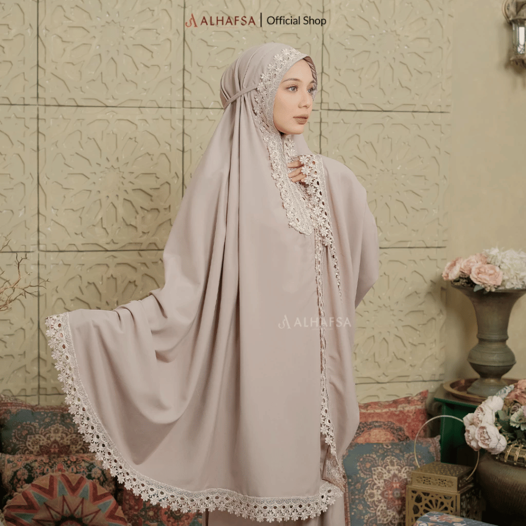 Mukena Dewasa Ameena dari Alhafsa. (shopee.co.id/Alhafsa Official Shop)