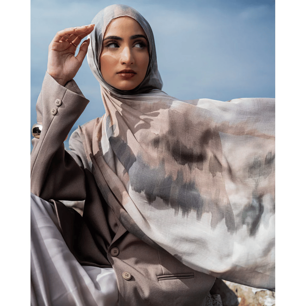 Aurora Viscose x Mira Agile dari Heaven Lights