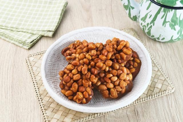 Resep Ampyang Kacang Jahe yang Gurih, Hangat di Tenggorokan