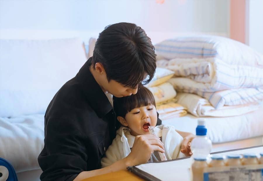 5 Pola Asuh Sun Tae Hyeong pada Sun Woo Joo di Our Universe