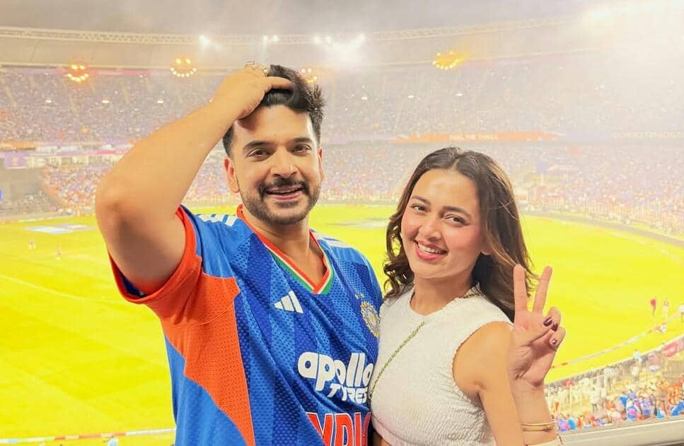 8 Potret Artis India Nonton Final Piala Dunia Kriket T20 di Ahmedabad