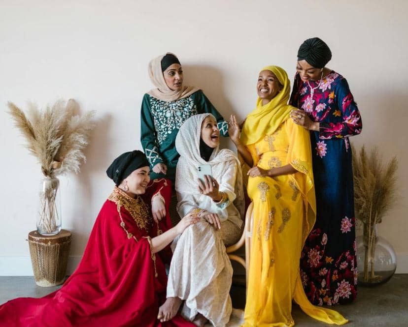 ilustrasi merayakan Lebaran bersama keluarga