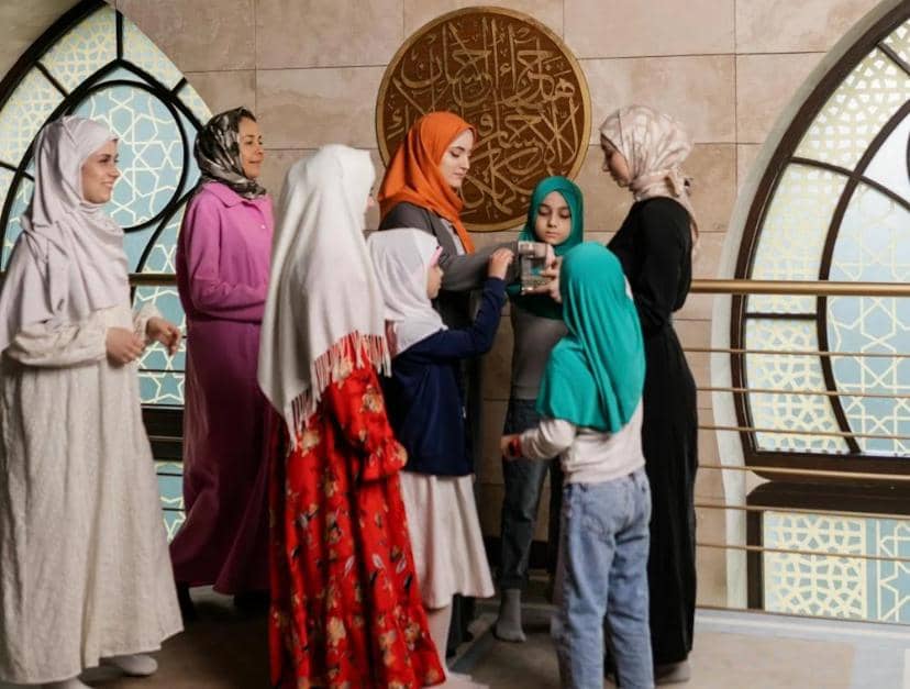 ilustrasi merayakan Lebaran bersama keluarga