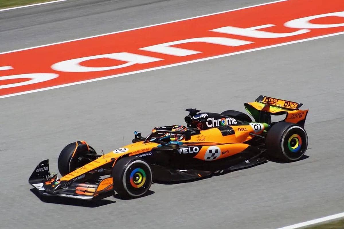 Penyebab Oscar Piastri Gagal Start di Formula 1 GP Australia 2026