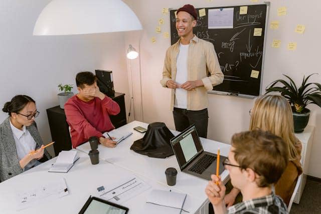 ilustrasi membuat proyek kontribusi 