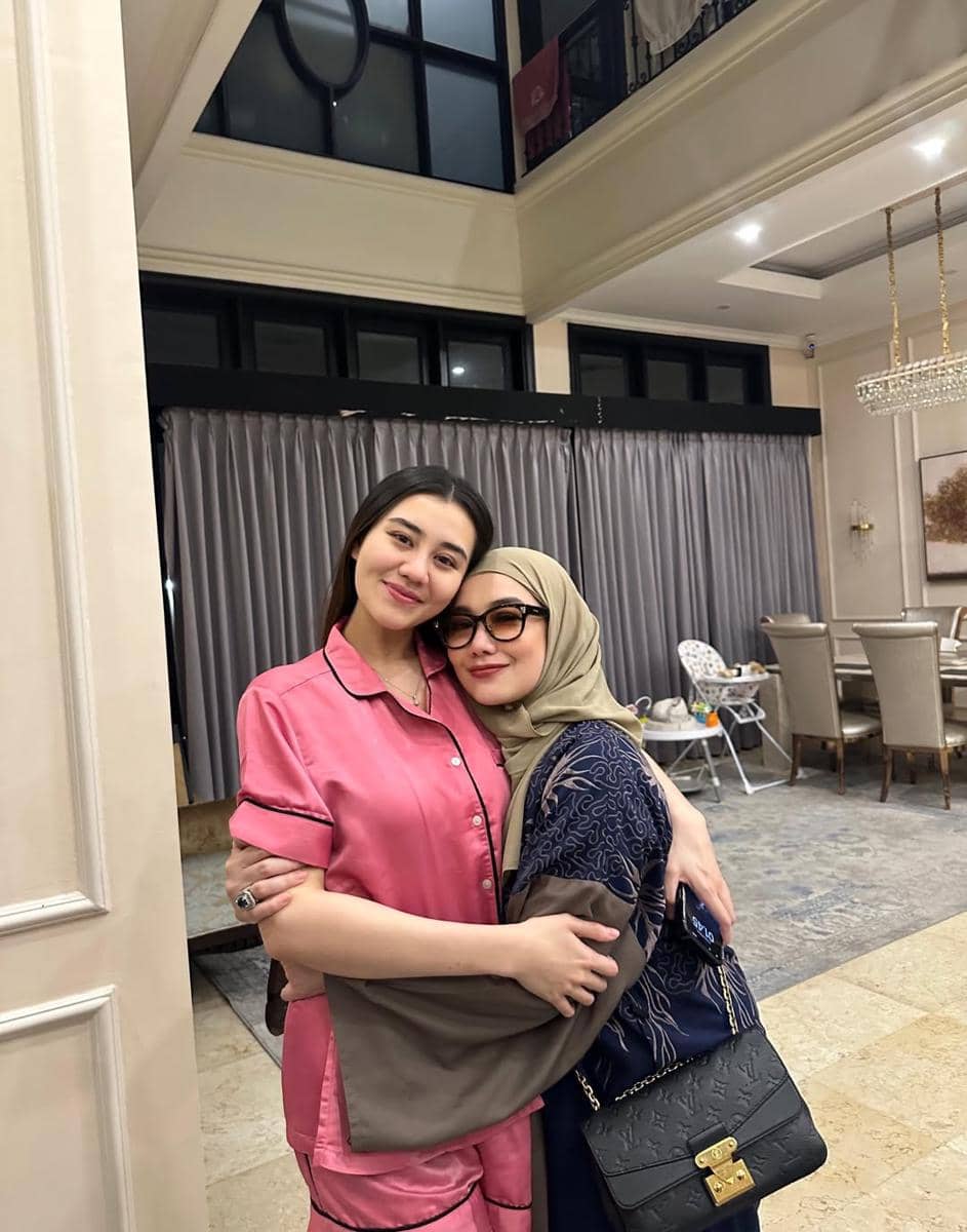 Ultah Aaliyah Massaid digelar sederhana.