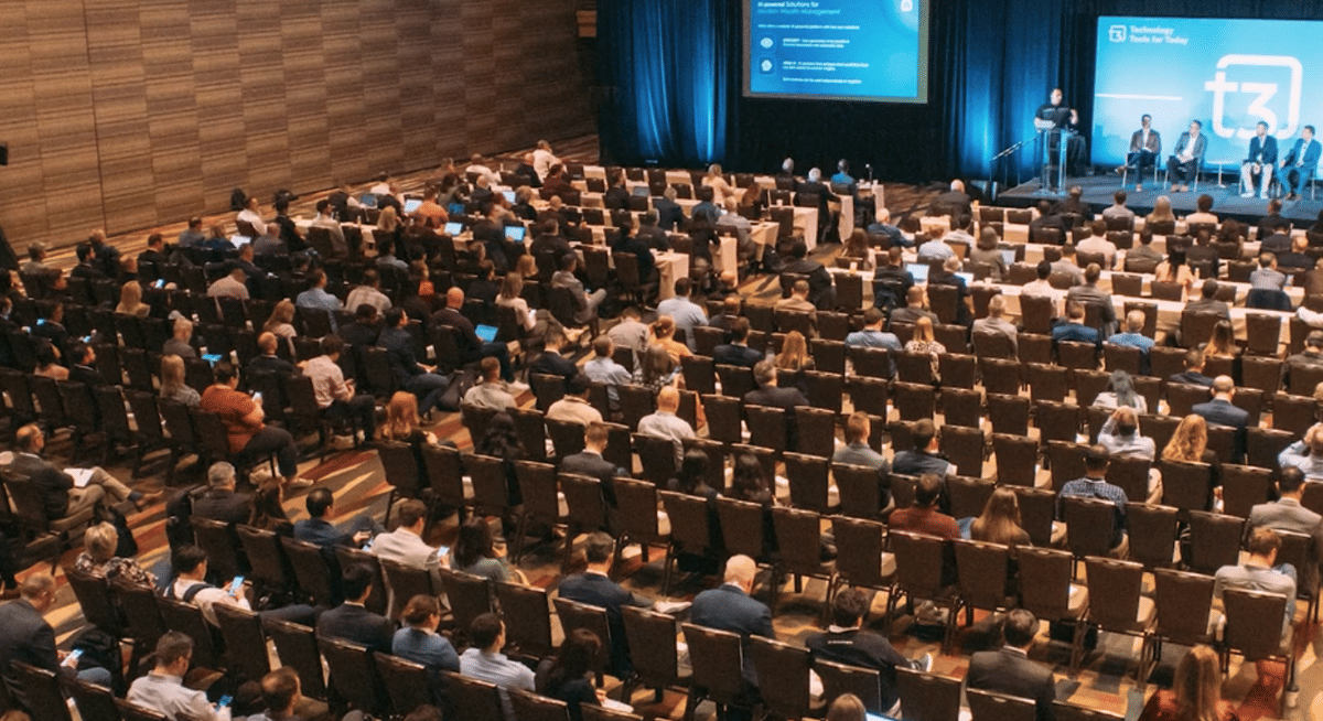 gambaran program AI University di T3 Technology Conference 2026