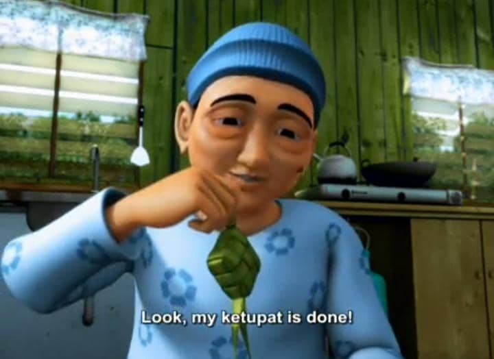 Opah membuat ketupat.