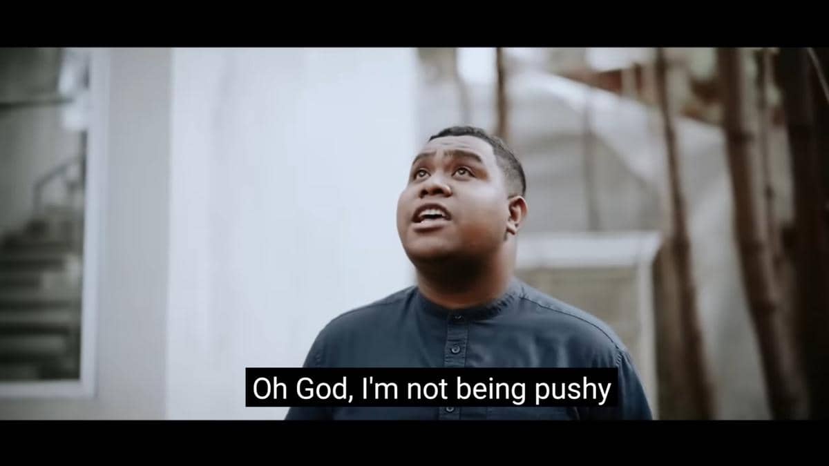 cuplikan video klip "Kumau Dia"