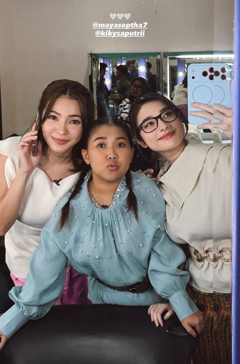 Amanda Rigby bagikan momen bersama dengan Maya Septha dan Kiky Saputri