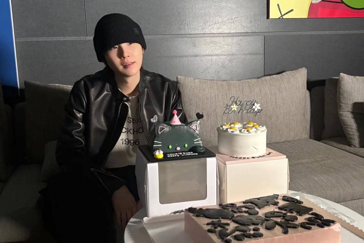 SUGA BTS bahas Ramadan dan puasa di Weverse Live ulang tahun