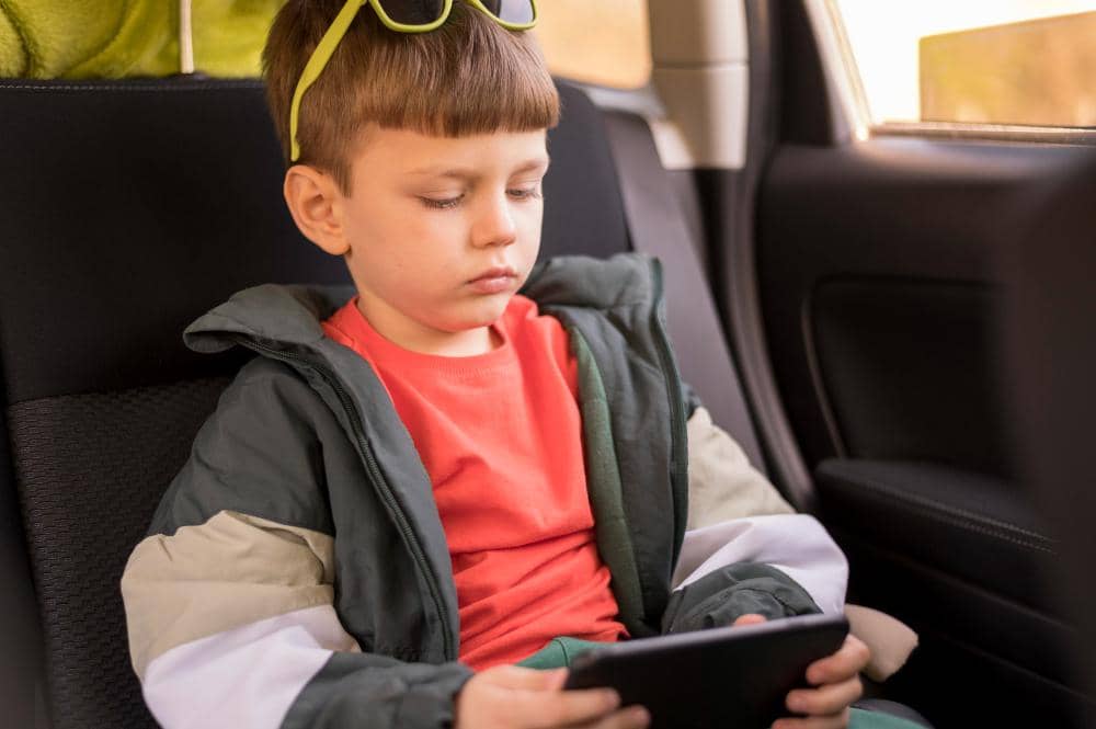 Cara Mencegah Mabuk Perjalanan pada Anak Berdasarkan Usia