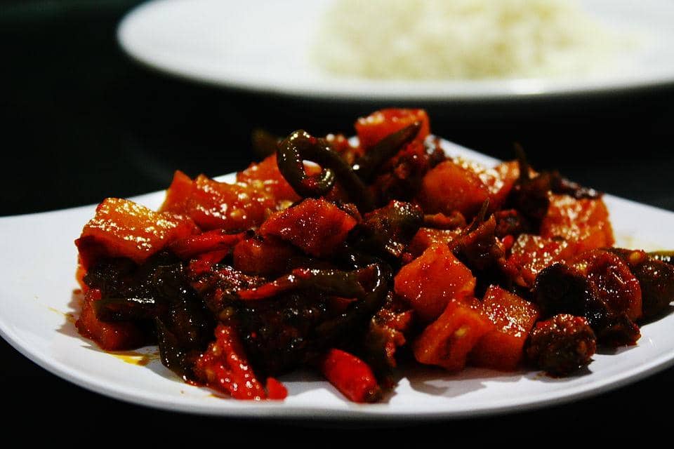 ilustrasi sambal goreng ati kentang 