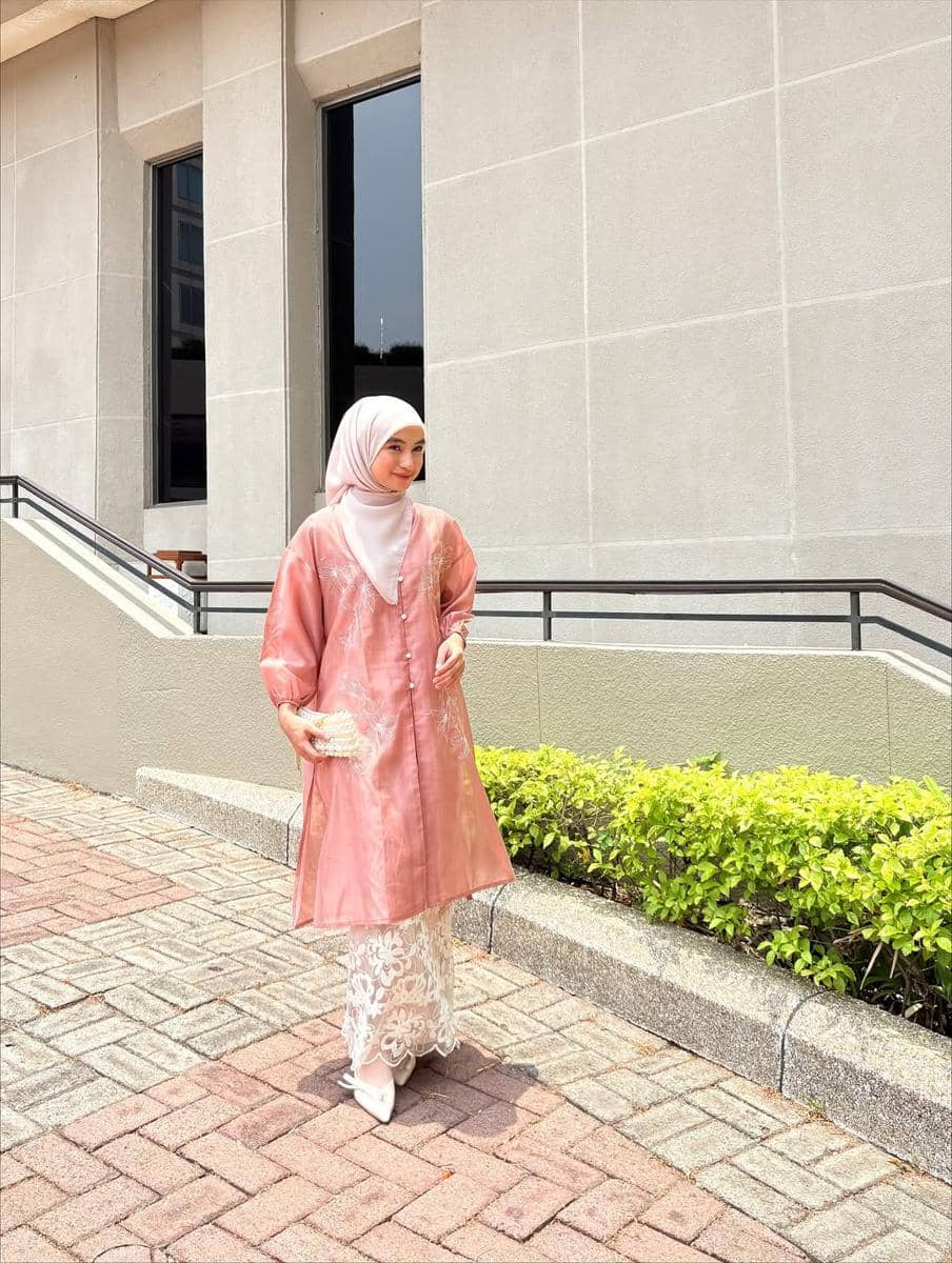 OOTD Lebaran Kedua ala Olivia Finda
