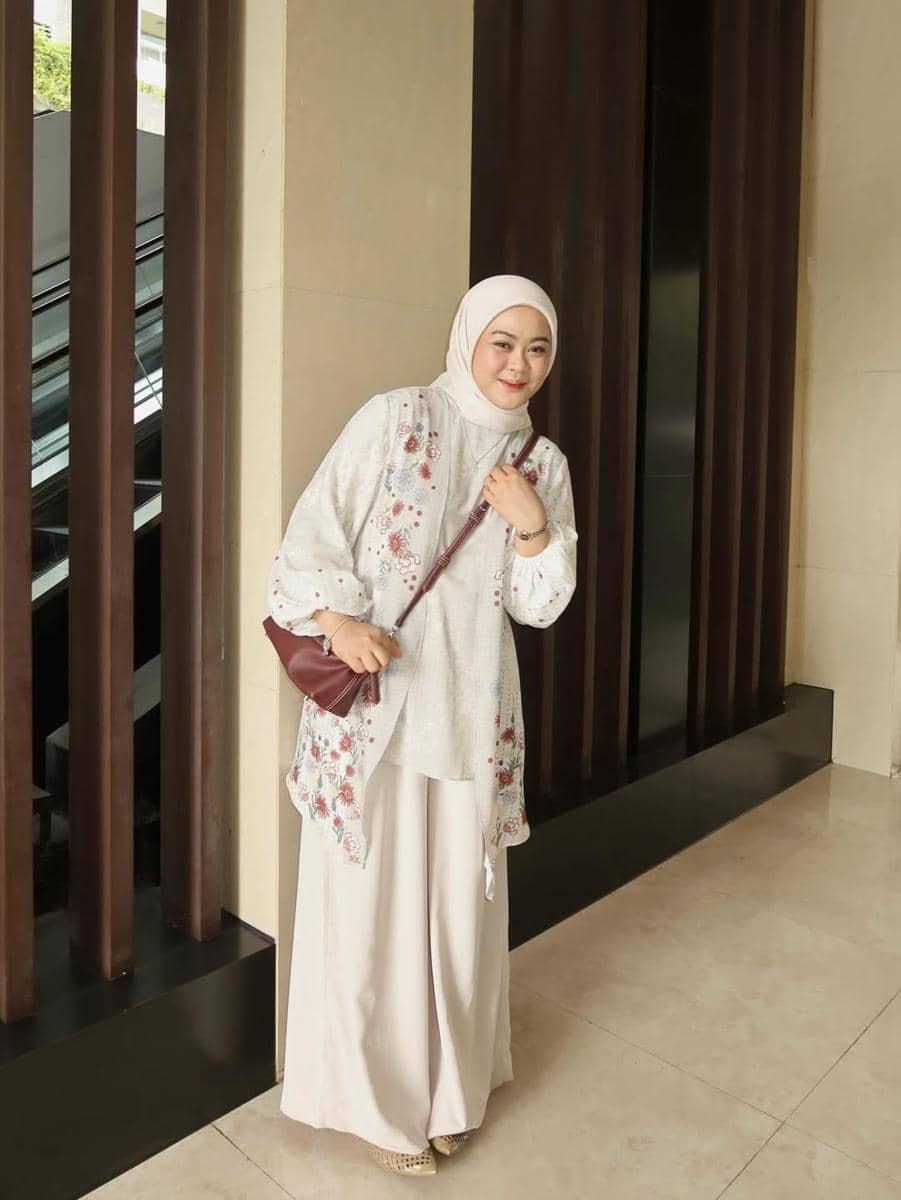 OOTD Lebaran Pakai Celana