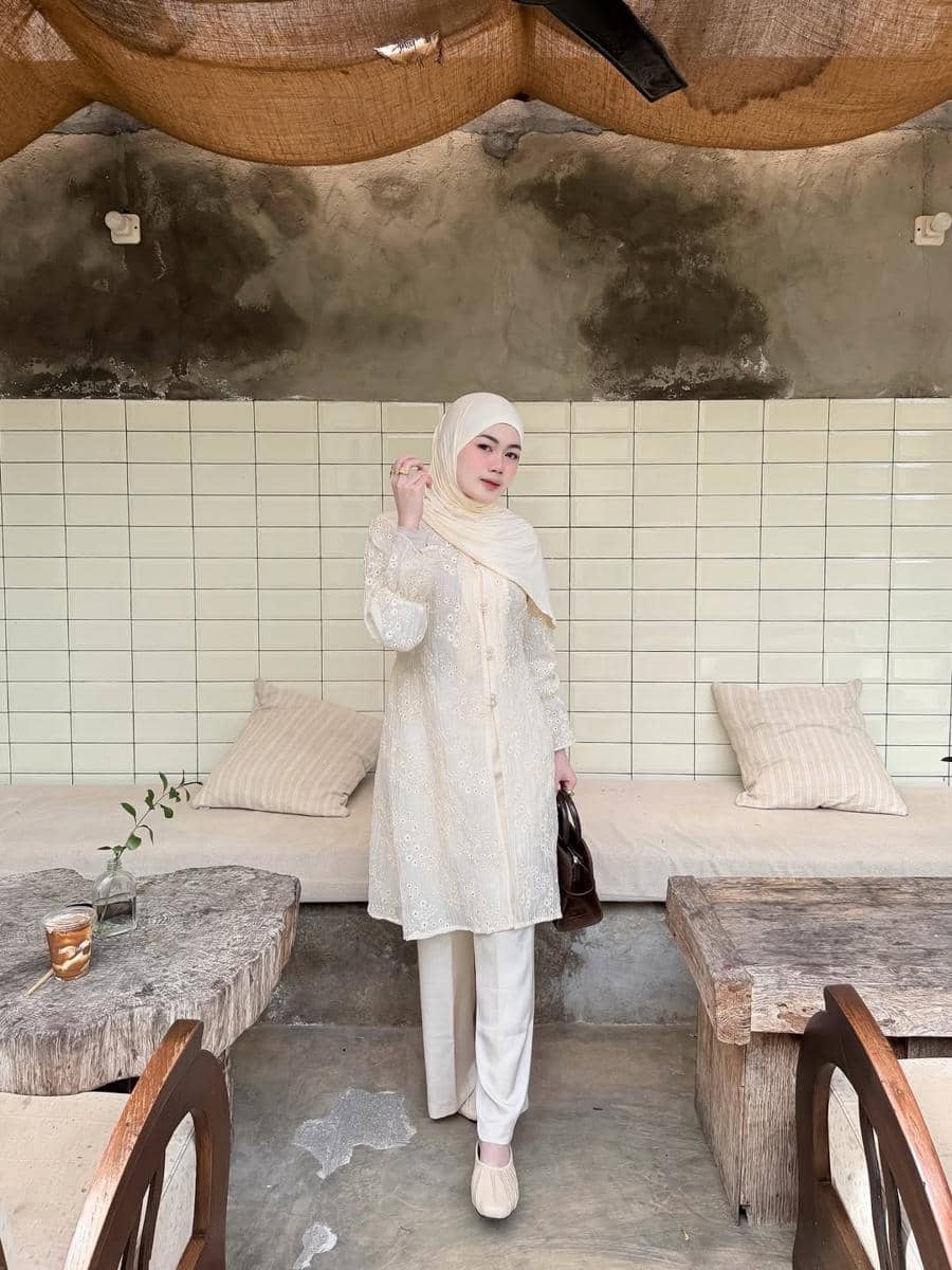 OOTD Lebaran Pakai Celana