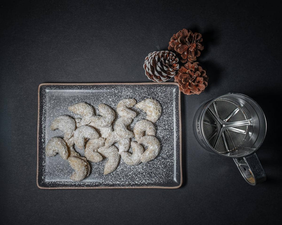 ilustrasi kue putri salju 