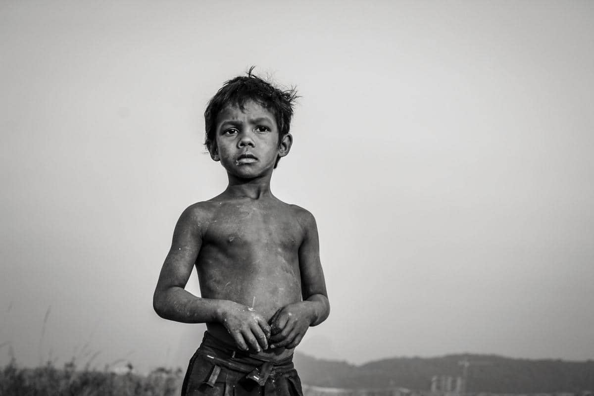 [PUISI] Anak Kecil Itu Sudah Mati