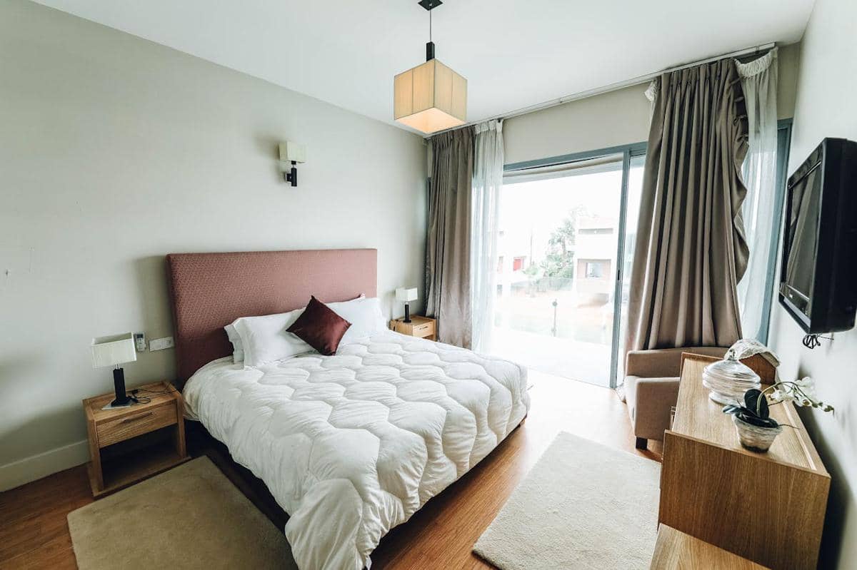 ilustrasi interior kamar tidur minimalis