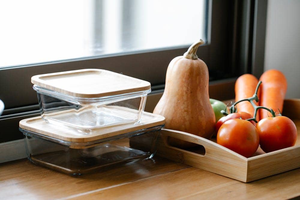 ilustrasi wadah atau toples kaca