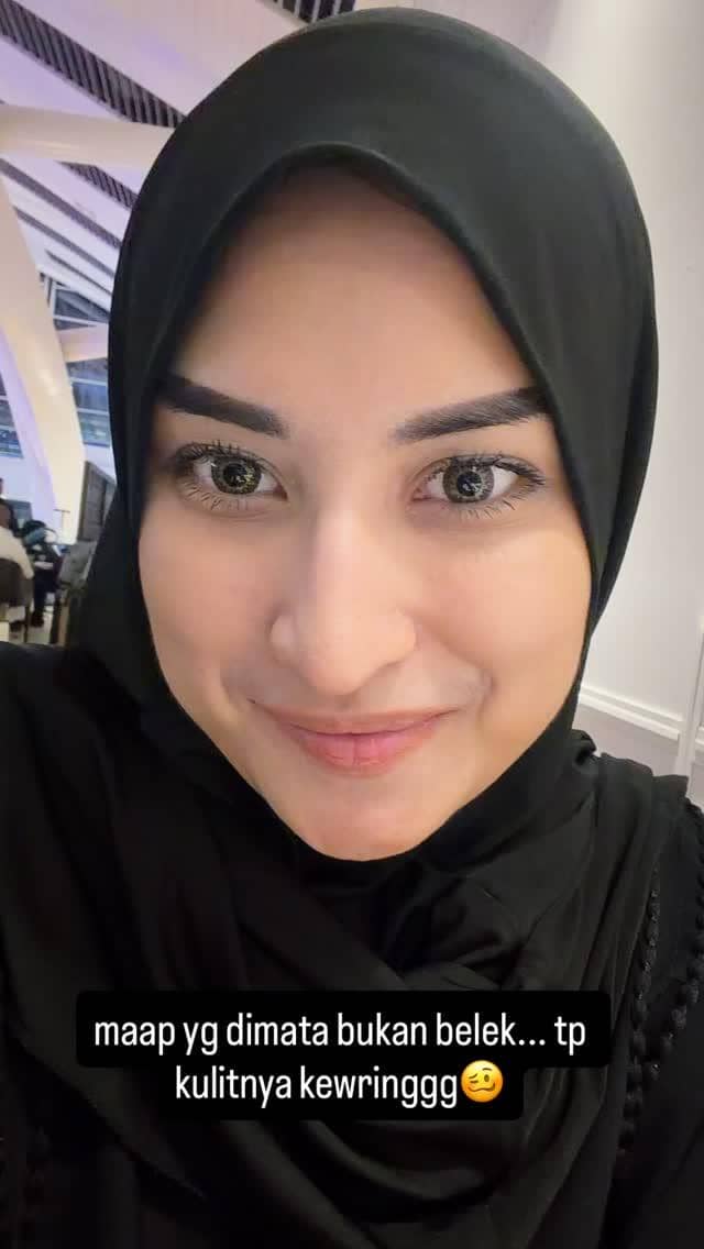 Angbeen Rishi jalani umrah seorang diri di bulan Ramadan