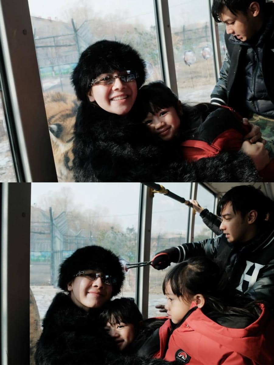 Keluarga Felicya Angelista jalan-jalan di Kota Harbin