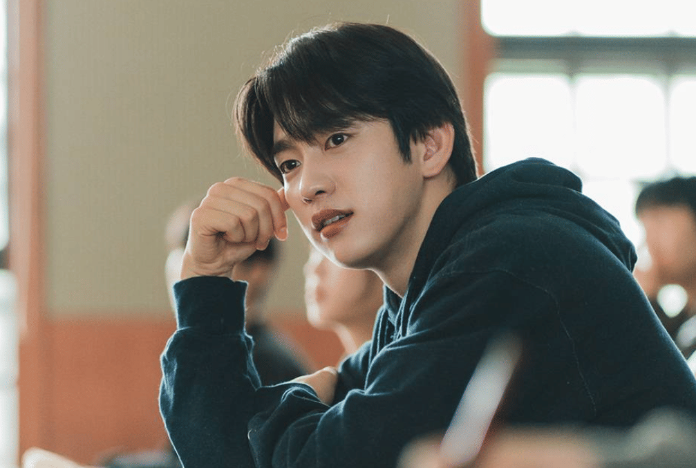 Cuplikan drama Korea Still Shining