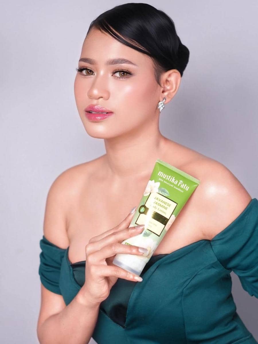 potret Safina Hud, Puteri Indonesia Maluku Utara 2026