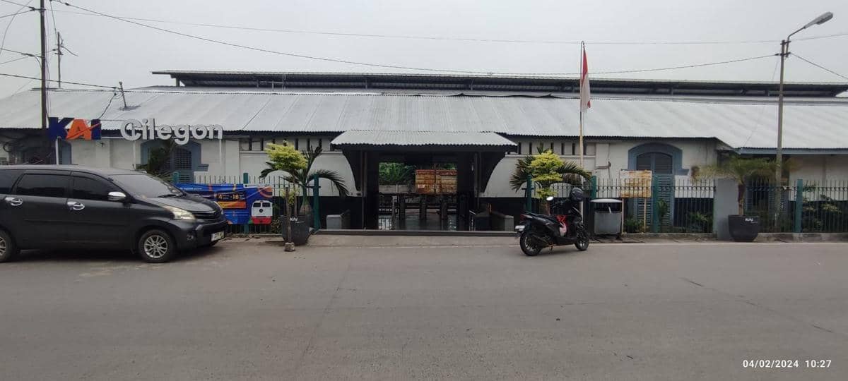 KRL Merak hanya Berhenti Sampai Cilegon di Libur Lebaran