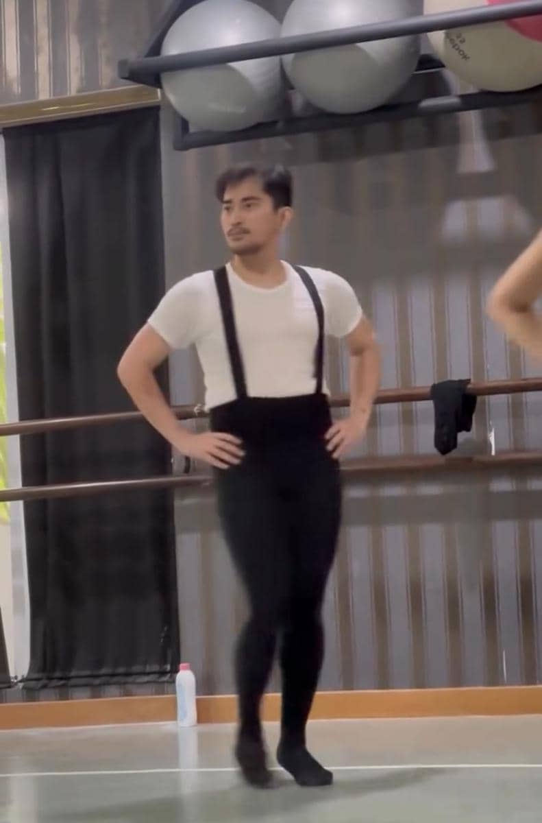 potret Bio One totalitas belajar balet 