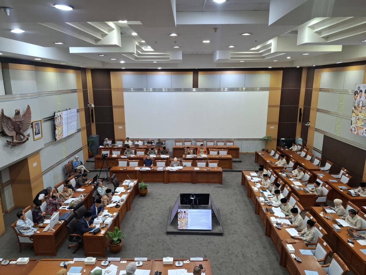 DPR Panggil Menhaj Bahas Persiapan Haji 2026 di Tengah Konflik Timteng