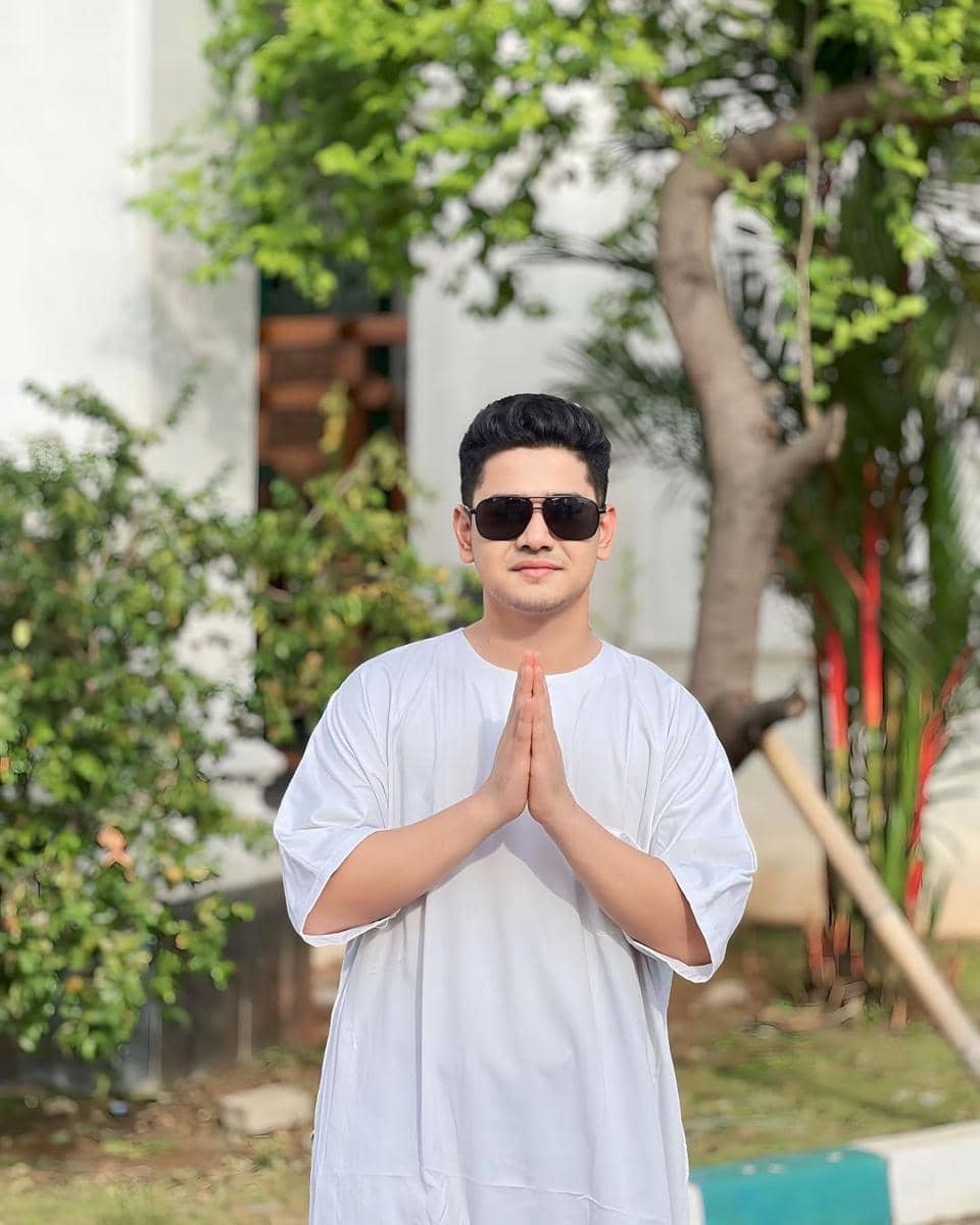 ilustrasi outfit lebaran pria