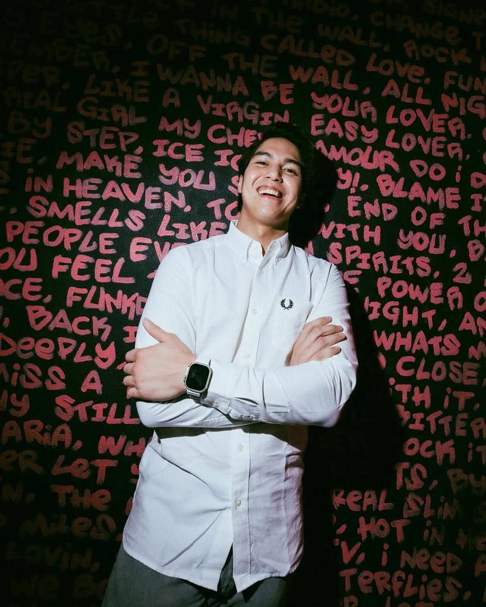 ilustrasi outfit lebaran pria 