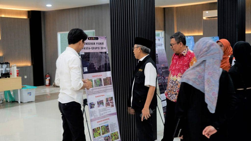 Fakultas Sains Itera merilis film dokumenter berjudul Nafas Krakatau di Aula Gedung Kuliah Umum 2 Itera