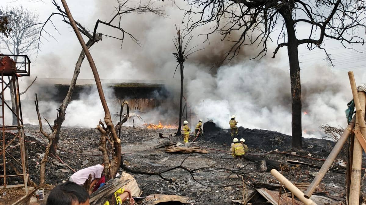 Tiga Bangunan di Bandung Terbakar, Tak Ada Korban Jiwa