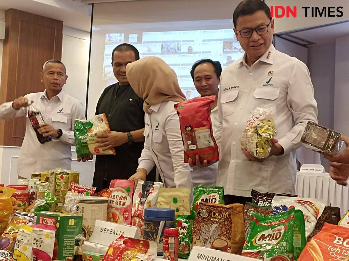 Kepala BPOM Taruna Ikrar dalam Konferensi Pers Hasil Intensifikasi Pengawasan Pangan Ramadan & Idulfitri Tahun 2026 di Gedung BPOM, Rabu (11/3/2026). 