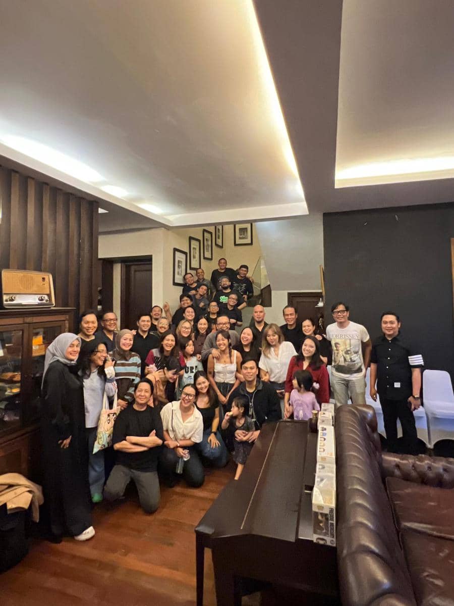 Artis Buka Puasa Bareng Karyawan